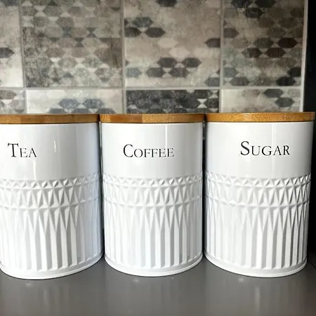 Cannon's Barn * Killultan